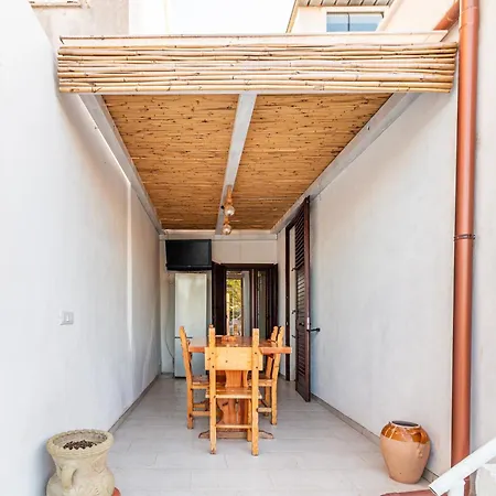Iremia B&B Racale Exterior photo